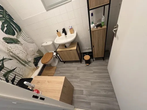 Rénovation de sol intérieur d'une salle de bain à Cavaillon, Cavaillon, FW.Résine