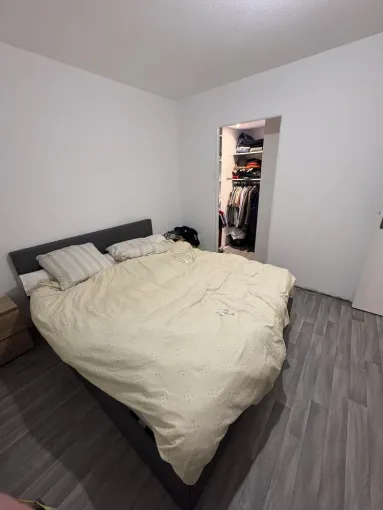Rénovation de revêtement de sol intérieur d'une chambre de maison à Cavaillon, Cavaillon, FW.Résine