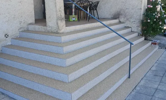 La moquette de pierre est idéale pour un sol intérieur ou extérieur., Cavaillon, FW.Résine