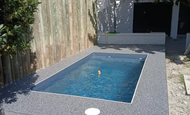 La moquette de pierre est idéale pour un sol intérieur ou extérieur., Cavaillon, FW.Résine