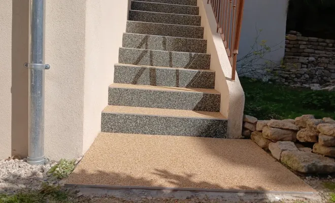 Pourquoi choisir la moquette de pierre ?, Cavaillon, FW.Résine