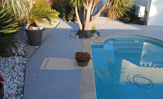 Revêtement piscine élégant